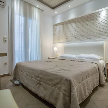 호텔 Polis Of Naxos 3*