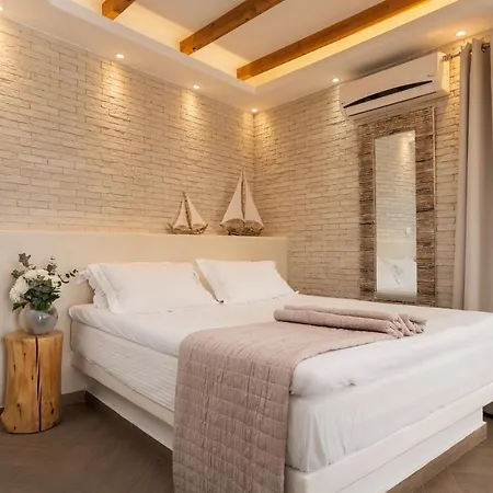 Polis Of Naxos Boutique 3*