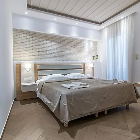 Hotel Polis Of Naxos 3*
