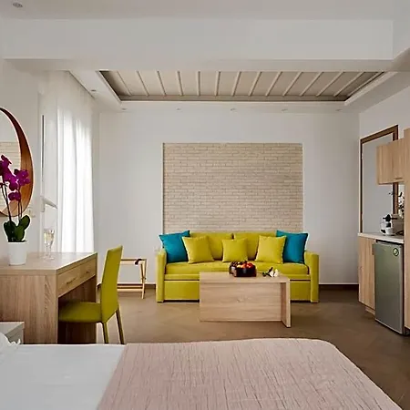 호텔 Polis Of Naxos 3*
