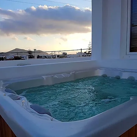Ξενοδοχείο Polis Of Naxos 3*
