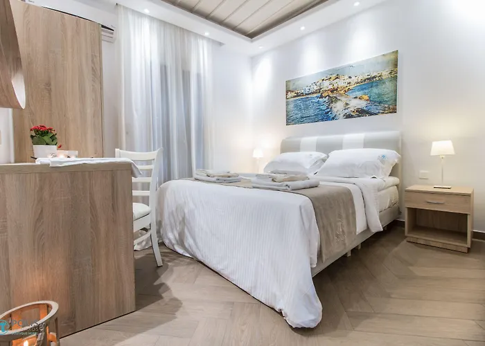 Hotel Polis Of Naxos 3*